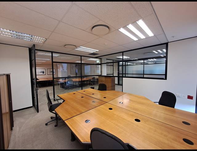 126M² OFFICE TO LET IN ILLOVO